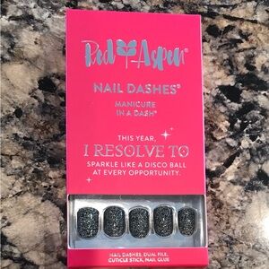 Short Square Press On Nails New In Box Nayeli's New Year's Resolution